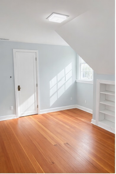 Building Photo - 28 Pearl St