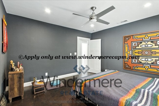 Building Photo - Timeless Modern Luxury 3 bedroom in one of...