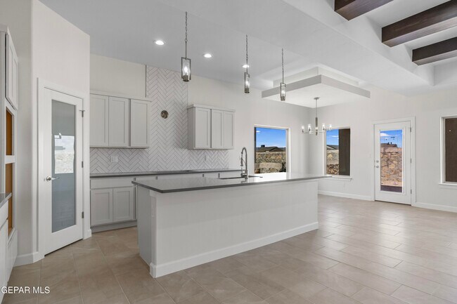 Building Photo - 13653 Baja Vista Ct