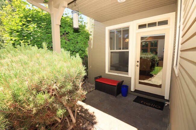 Building Photo - Fully Furnished home in Sisters Oregon