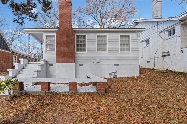 Building Photo - 449 10th St NW