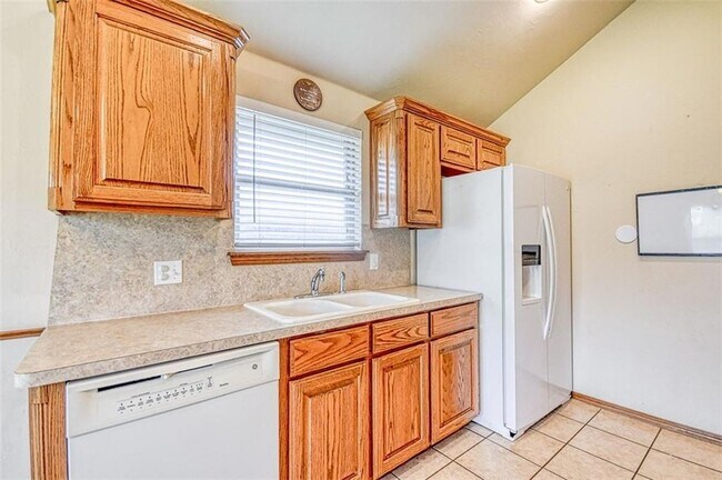 Building Photo - 1708 Meadow Run Dr