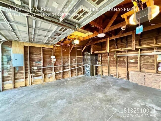 Building Photo - 3112 W Palmira Ave