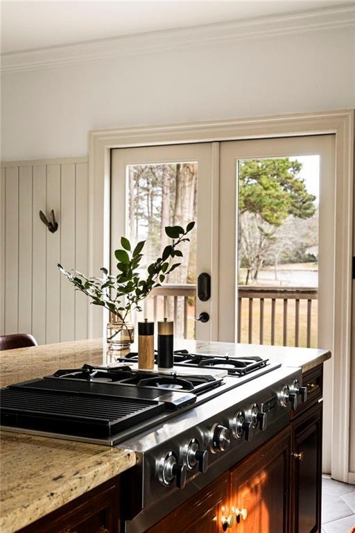 Building Photo - 2270 Emerald Dr