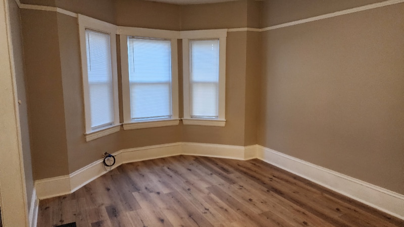 Building Photo - 2120 Fern Ct