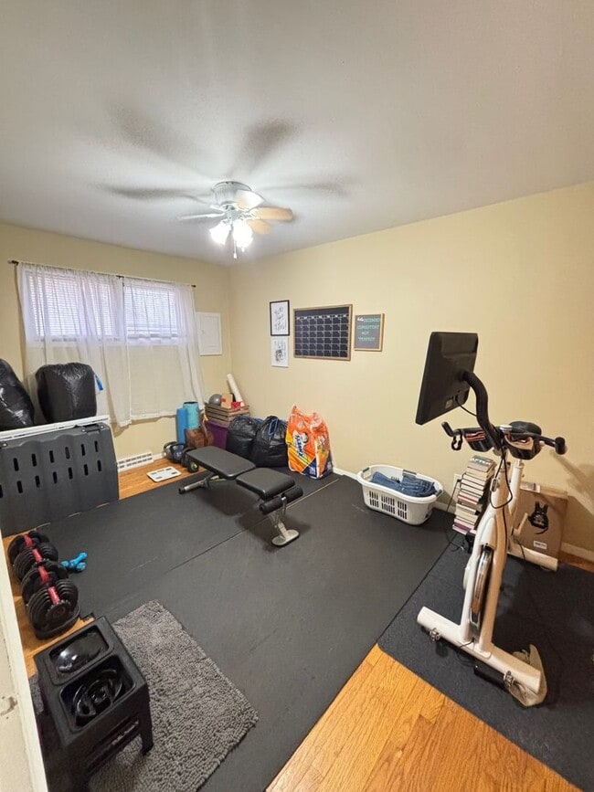 Building Photo - 2105 Burwell St