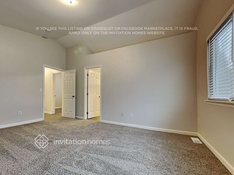 Building Photo - 5605 Mt Olympus St SE