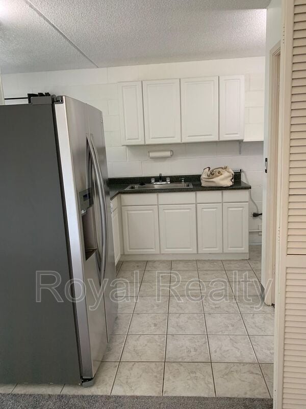 Building Photo - 480 Pio Dr