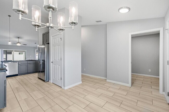 Building Photo - Matanzas Woods