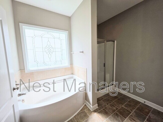 Building Photo - 2229 Andalusian Dr