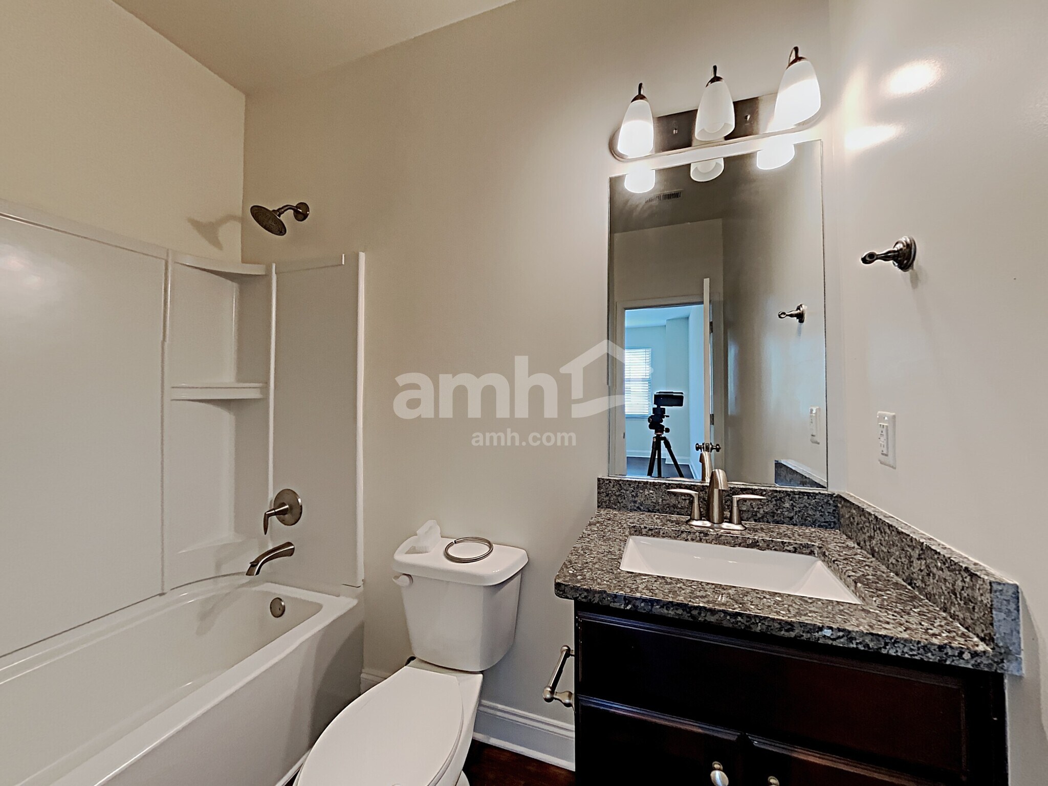 Building Photo - 453 Juniper Bluff