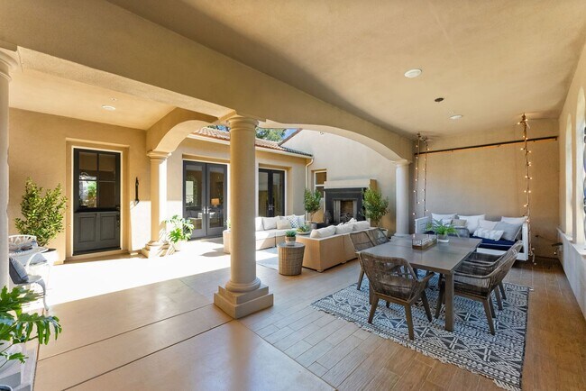 Building Photo - Single-Level 4BD Coastal Home in Prime Encinitas Location