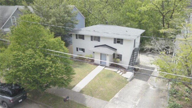 Building Photo - 216 Superior Ave