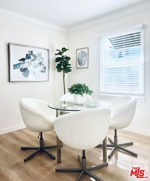 Building Photo - 1843 Normandie Ave