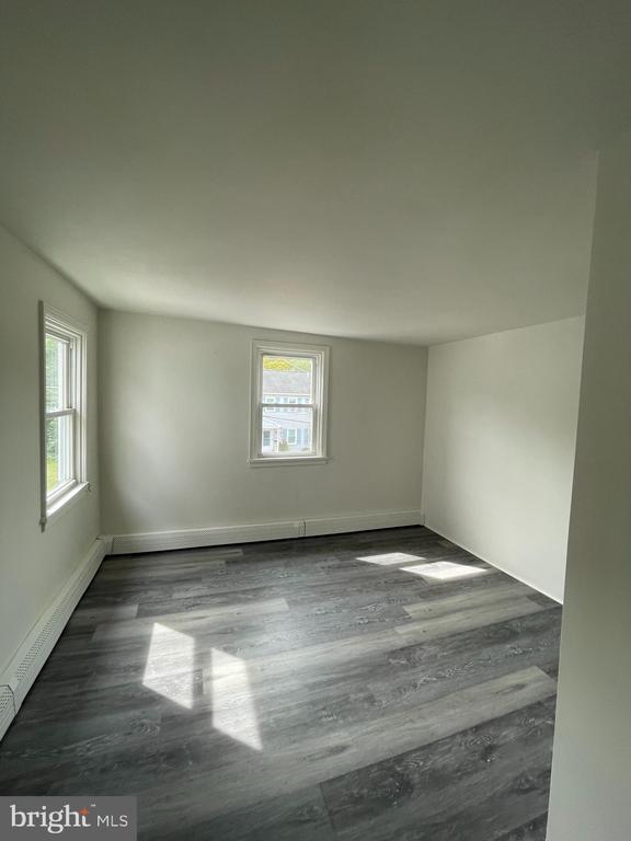 Building Photo - 145 Hopewell St