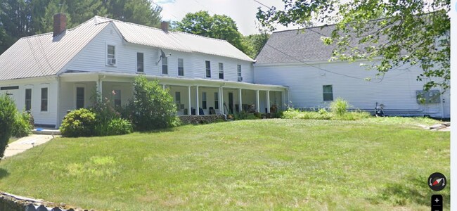 Building Photo - 81 Oak St