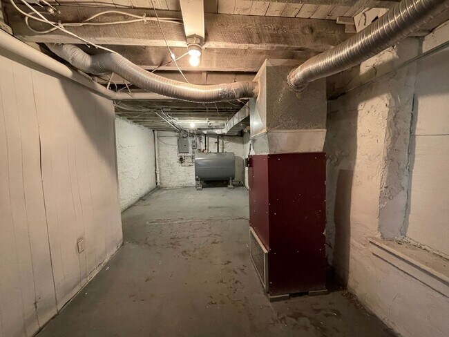 Building Photo - 4 Bedroom 1.5 Bath, Renovated House in Pottstown