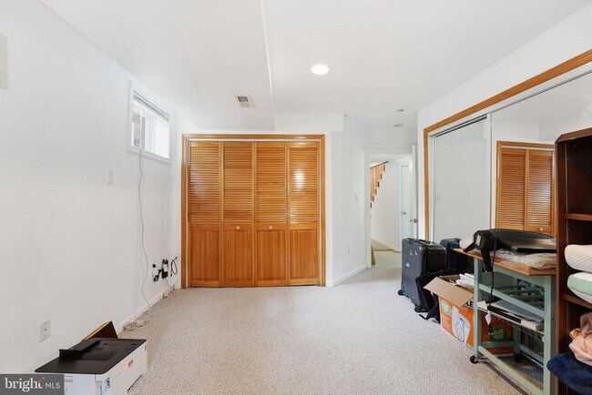 Building Photo - 1476 Waggaman Cir