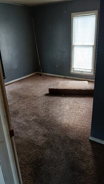 Building Photo - 708 Lafayette Ave