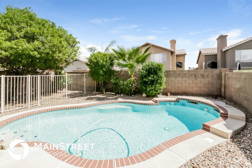 Building Photo - 4933 W Tonto Rd