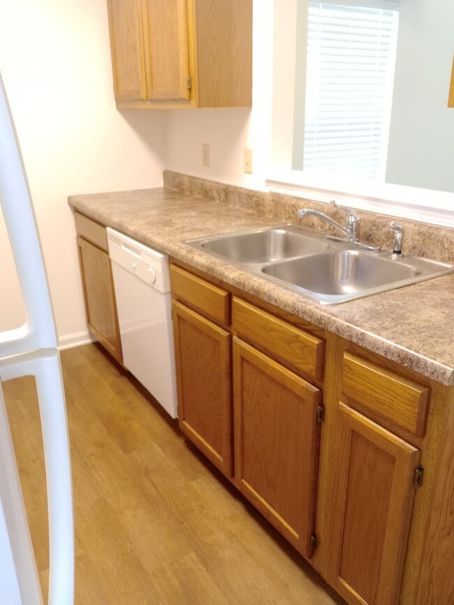 Building Photo - 3500-3502 Delmar Ct.