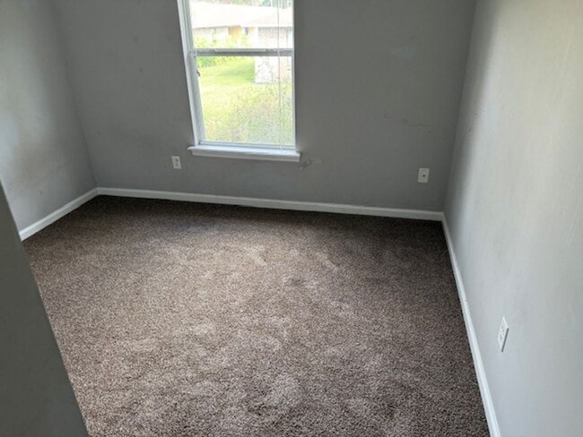 Building Photo - Cute 3/2 Green Cove Springs FL