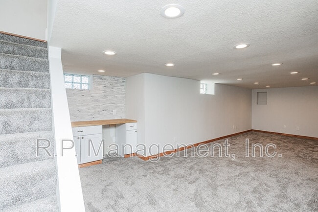 Building Photo - 1629 Watson Ave