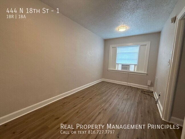 Building Photo - 444 N 18th St