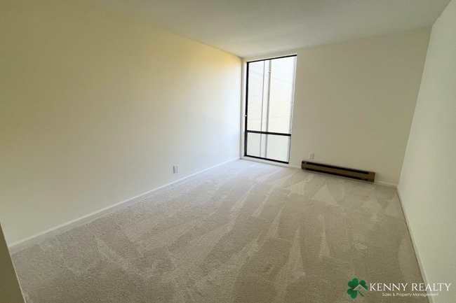 Building Photo - Remodeled 3BR Condo with Large Deck, Park Views & Resort-Style Amenities in Foster City