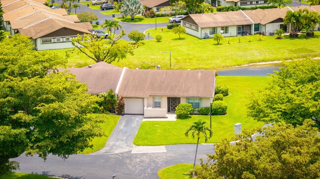 Building Photo - 5241 Breadfruit Cir