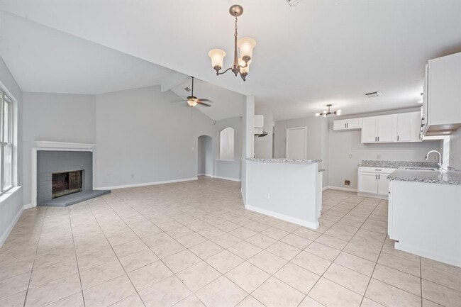 Building Photo - 14915 Dunster Ln