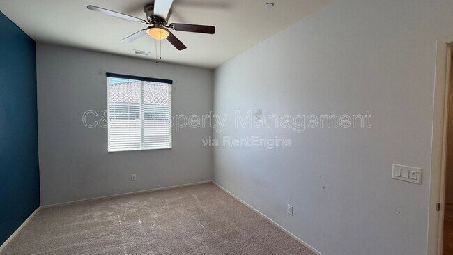 Building Photo - 2158 Albatross Way