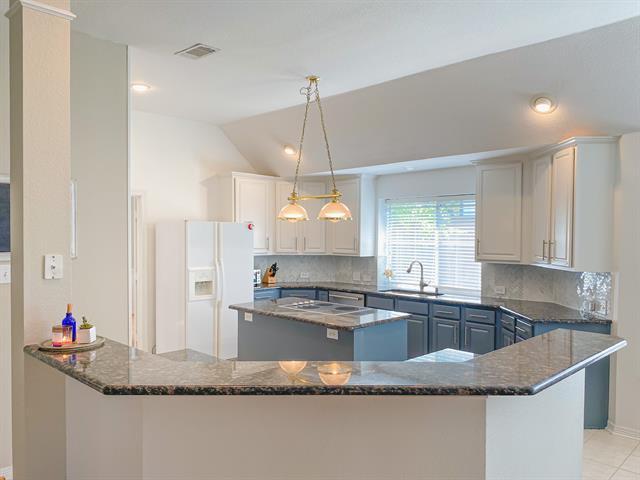 Building Photo - 7247 Brennans Dr