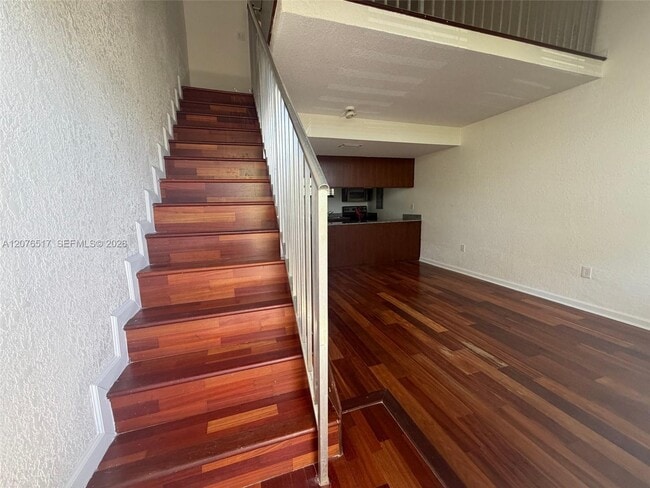 Building Photo - 8950 SW 69th Ct