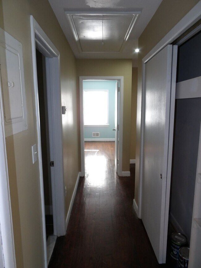 Building Photo - Single Family Home in Pine Valley Area!