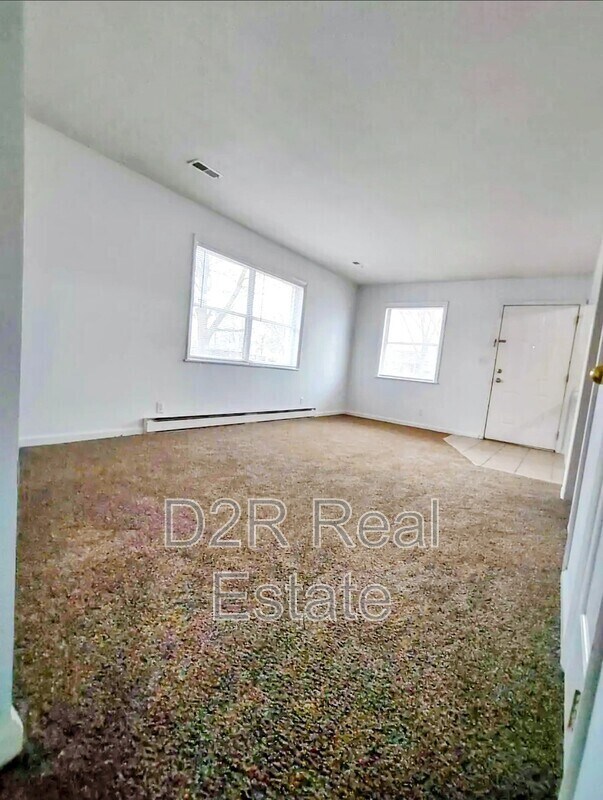 Building Photo - 7819 Southfield Dr