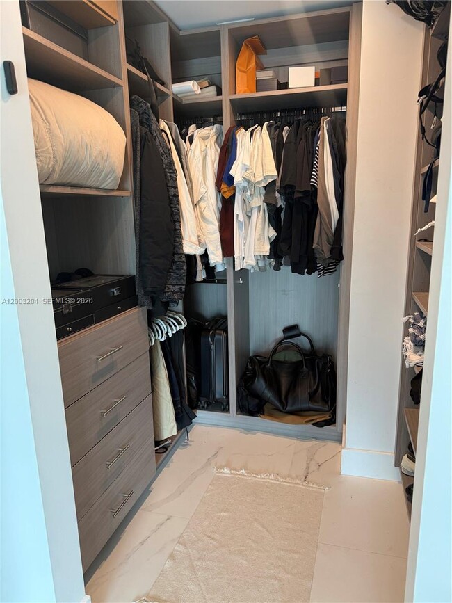 Building Photo - 1250 S Miami Ave