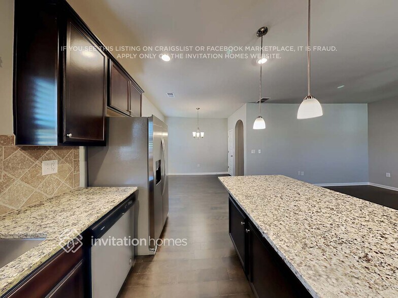 Building Photo - 2701 Trebek Ct