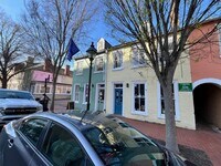 Building Photo - 610 Caroline St