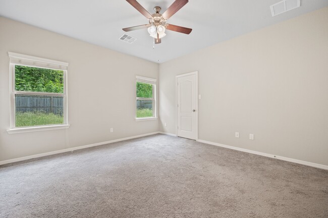 Building Photo - 24734 Russet Bluff Trl