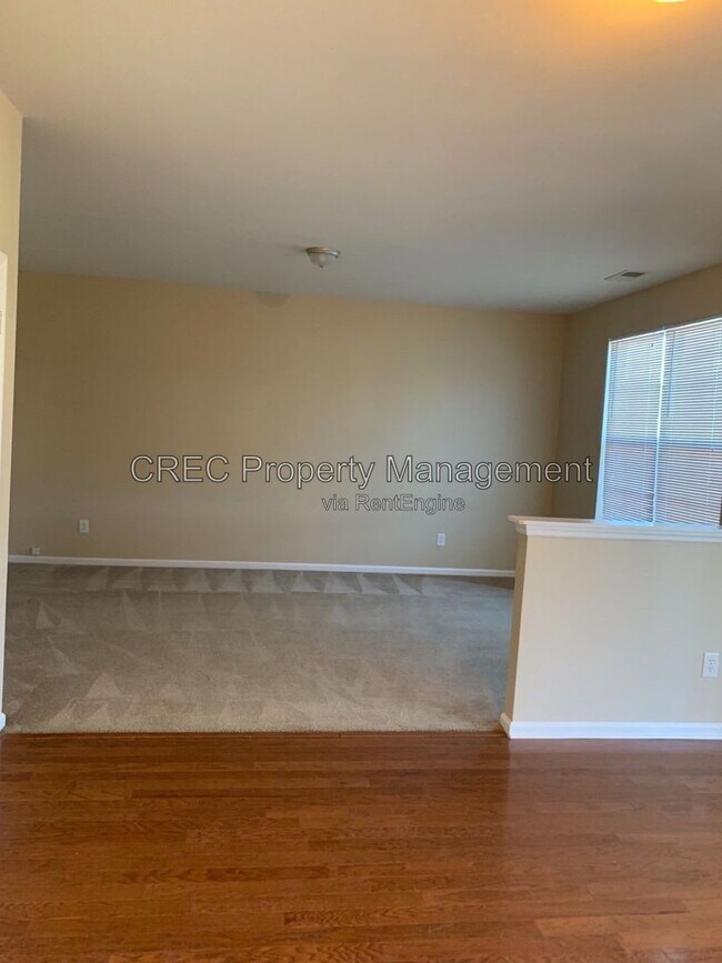 Building Photo - 1016 Bridlewood Farms Pkwy