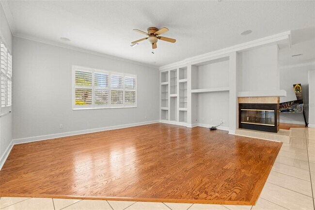 Building Photo - 3916 Valrico Grove Dr