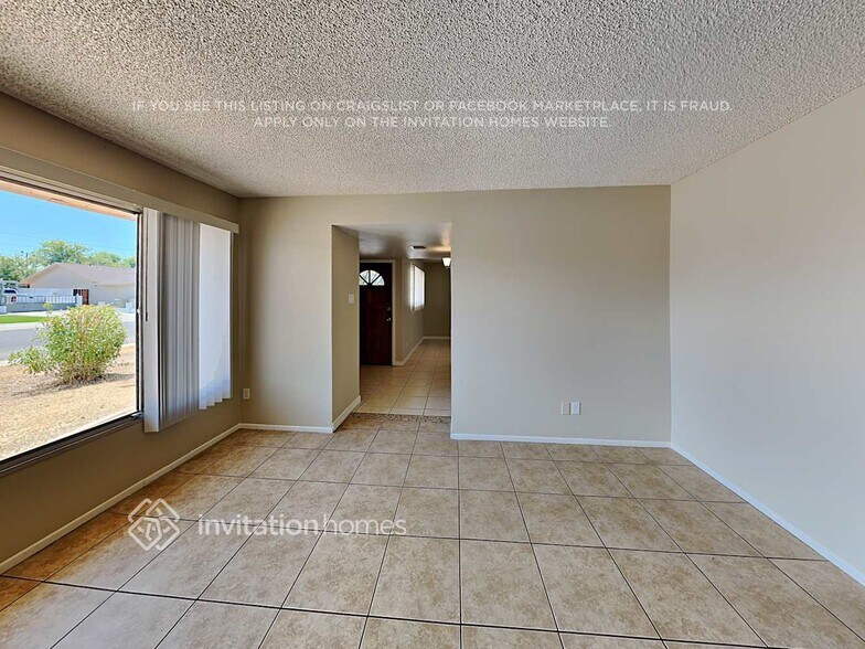 Building Photo - 4630 W Marshall Ave