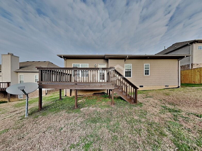 Building Photo - 7275 Santeelah Way