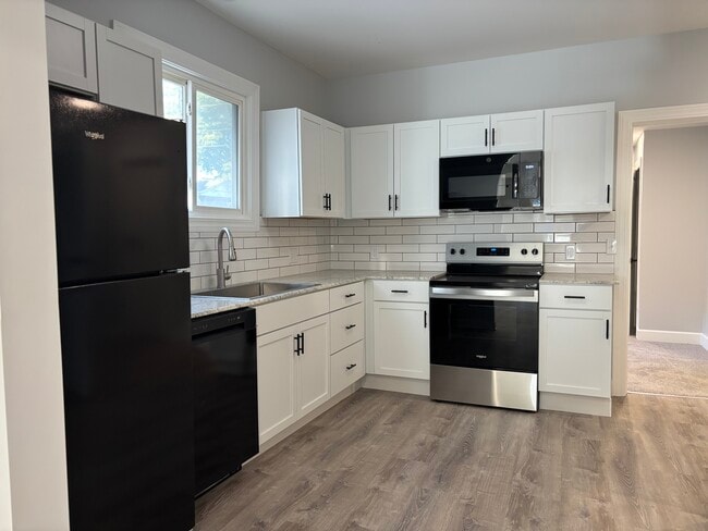 Building Photo - 239 West Ave