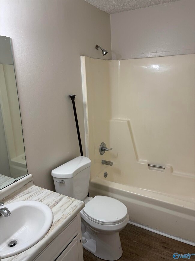 Building Photo - 12326 Chicamauga Trail SE
