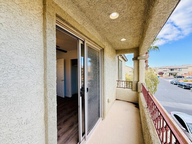 Building Photo - Gated Community Home in Centennial Hills!