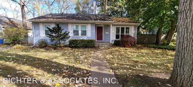 Building Photo - 3 br, 2 bath House - 137 S TOMPKINS
