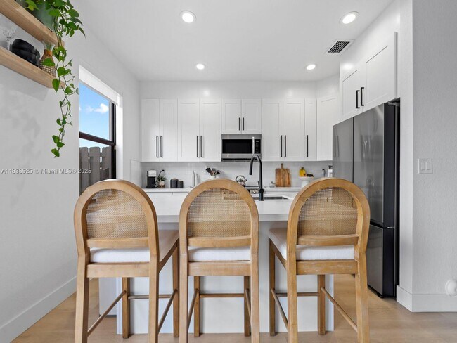 Building Photo - 4243 SW 164th Path