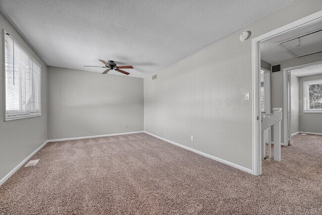 Building Photo - $2,535.95  - $300 OFF First Month's Rent - 4 Bedrooms, 2.5 Bathrooms, Single Family Home in Auror...